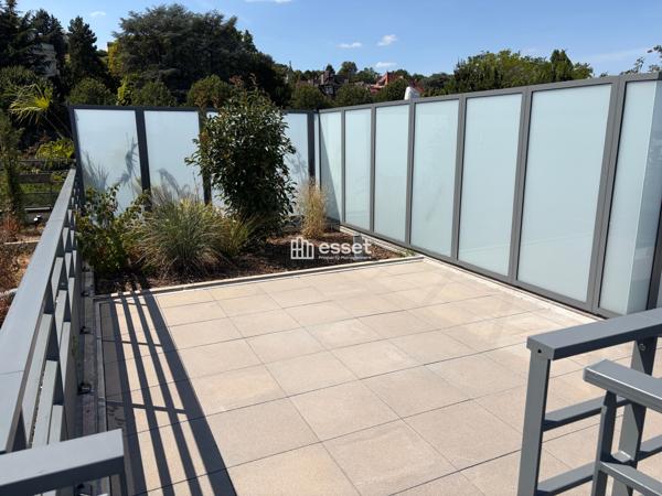 Location Appartement 4 pièces 117.17 m² - Saint-cloud 92210