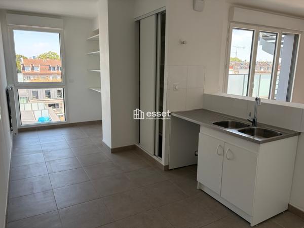 Location Appartement 4 pièces 117.17 m² - Saint-cloud 92210