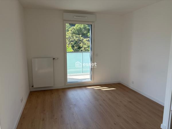 Location Appartement 4 pièces 117.17 m² - Saint-cloud 92210