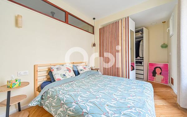 Appartement à vendre    2 pièces • 49,05 m2 Paris 11