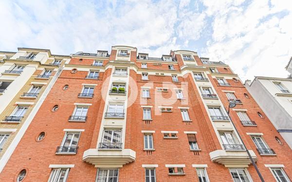 Appartement à vendre    2 pièces • 49,05 m2 Paris 11