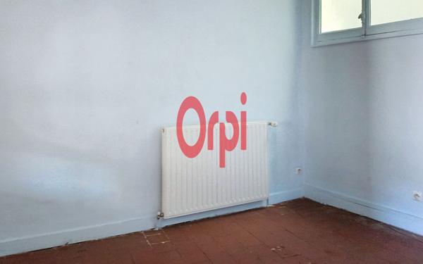 Immeuble à vendre    1 pièce •  Blois