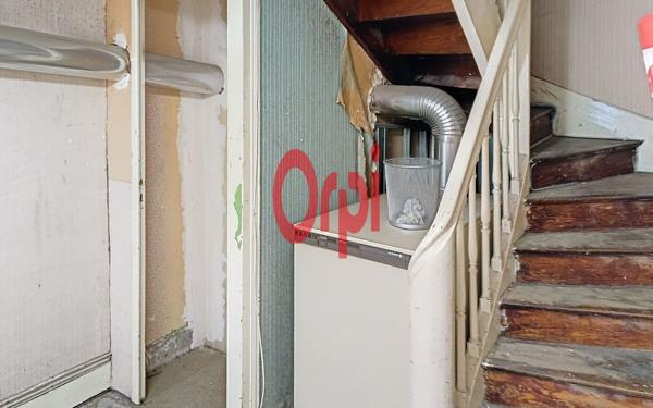 Immeuble à vendre    1 pièce •  Blois