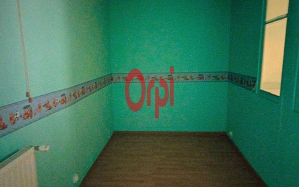 Immeuble à vendre    1 pièce •  Blois