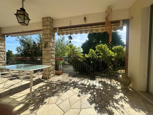 Maison 182 m², 6 pièces, 5 chambres, sous-sol, terrain clos