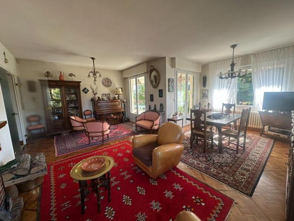 Maison 182 m², 6 pièces, 5 chambres, sous-sol, terrain clos