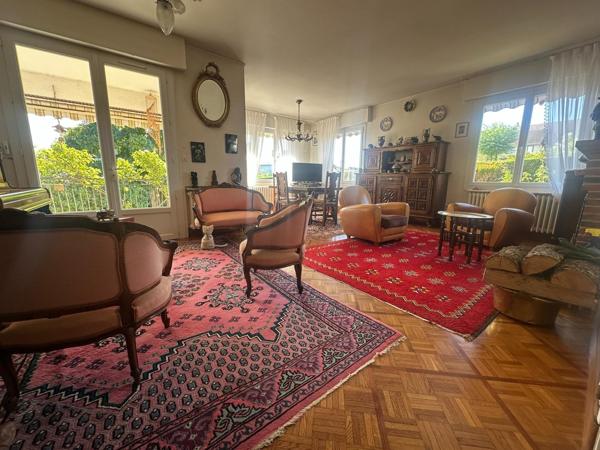 Maison 182 m², 6 pièces, 5 chambres, sous-sol, terrain clos
