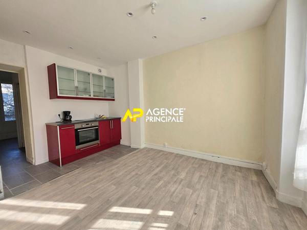 Appartement 2 pièces + bureau en hyper centre ville d'ARGENTEUIL €137 160 ** - Référence 4536