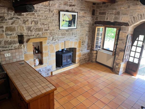 Deux maisons pour le prix d'une — dans un village très prisé