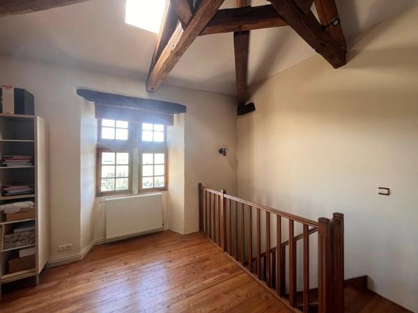 Deux maisons pour le prix d'une — dans un village très prisé