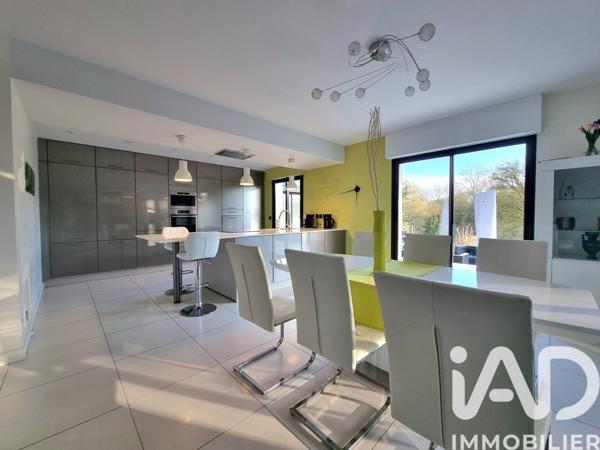 Maison à vendre 9 pièces 249 m² Laillé