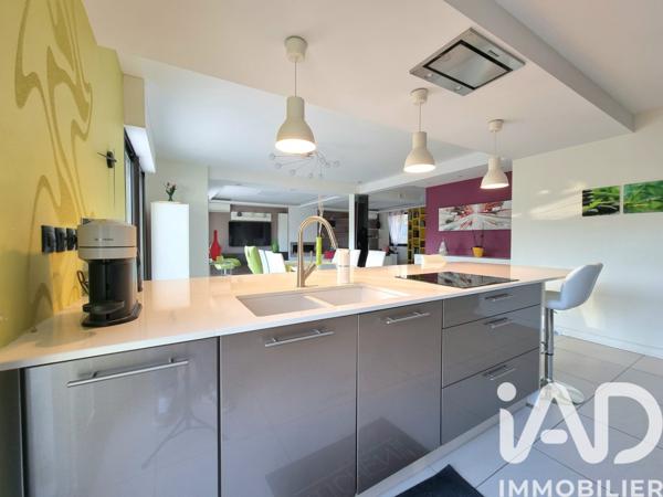 Maison à vendre 9 pièces 249 m² Laillé