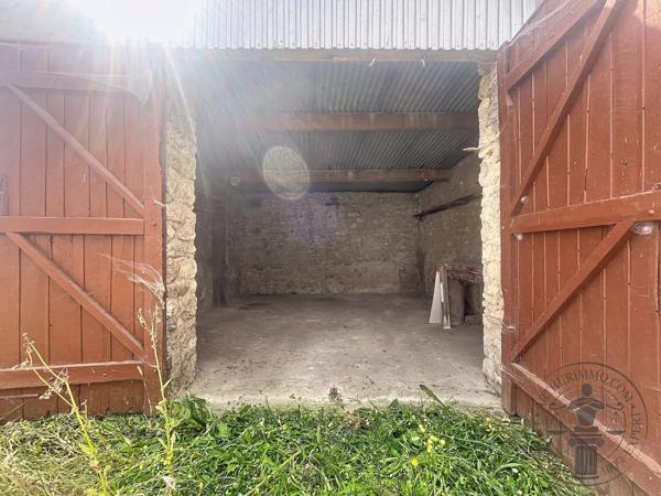 Vente                                                      Maison
                        
                     4 pièces                      100 m2                     à Dourdan