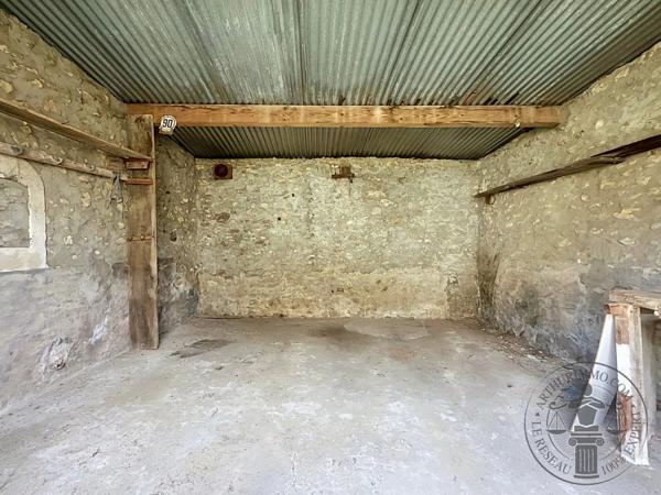 Vente                                                      Maison
                        
                     4 pièces                      100 m2                     à Dourdan