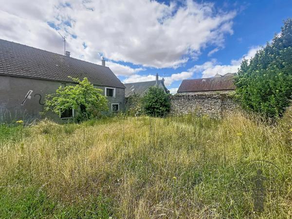 Vente                                                      Maison
                        
                     4 pièces                      100 m2                     à Dourdan