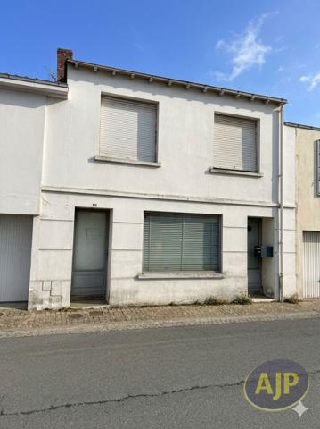 Vente immeuble Les Landes Genusson : 71 695 € - AJP Immobilier Saint-Macaire-en-Mauges