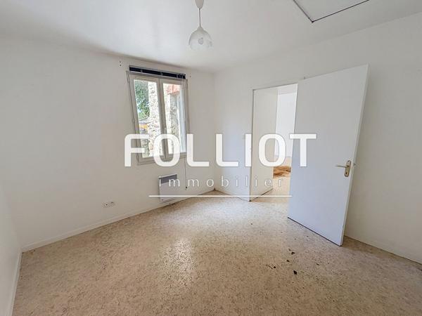 Immeuble Gouville Sur Mer 20 pièce(s) 217 m2 9 APPARTEMENTS BELLE RENTABILITE POSSIBLE