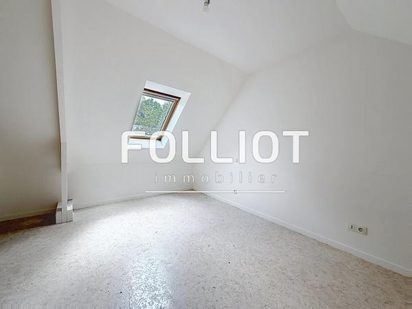 Immeuble Gouville Sur Mer 20 pièce(s) 217 m2 9 APPARTEMENTS BELLE RENTABILITE POSSIBLE