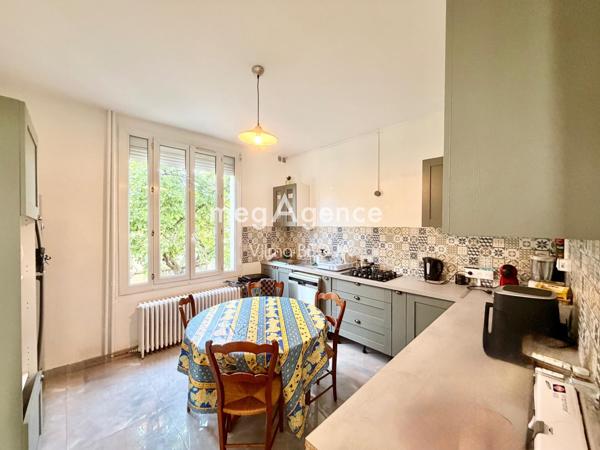 Maison à SENS, 89100 - 7 pièces 170m²