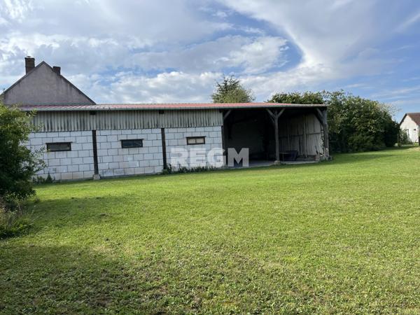 La Chapelle-la-Reine (77760) Hangar viabilisé sur terrain de 3146 m2 en partie constructible