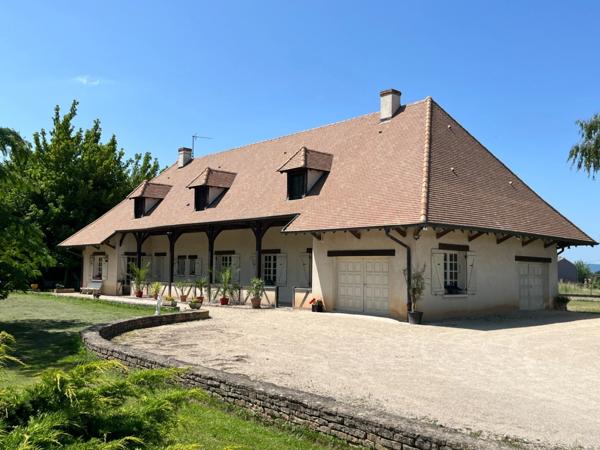 Maison à vendre 7 pièces proche de TOURNUS (71)