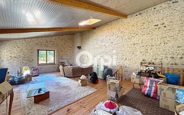 Maison à vendre    4 pièces • 163 m2 Ludesse