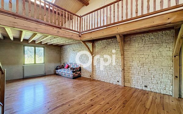 Maison à vendre    4 pièces • 163 m2 Ludesse