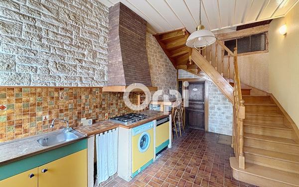 Maison à vendre    4 pièces • 163 m2 Ludesse