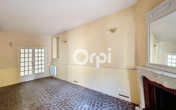 Maison à vendre    4 pièces • 163 m2 Ludesse