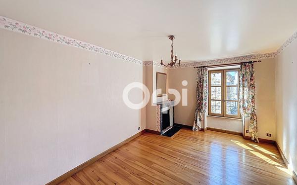 Maison à vendre    4 pièces • 163 m2 Ludesse