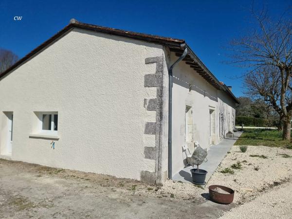 Belle maison de 2 chambres avec sa maison d'amis rénovée