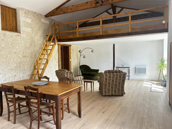 Belle maison de 2 chambres avec sa maison d'amis rénovée