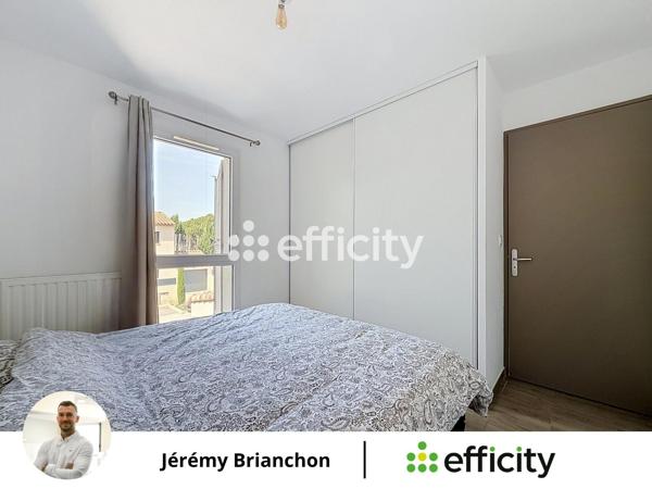 Maison
         4 pièces
        - 96 m² Exclusivité 370 000 € *