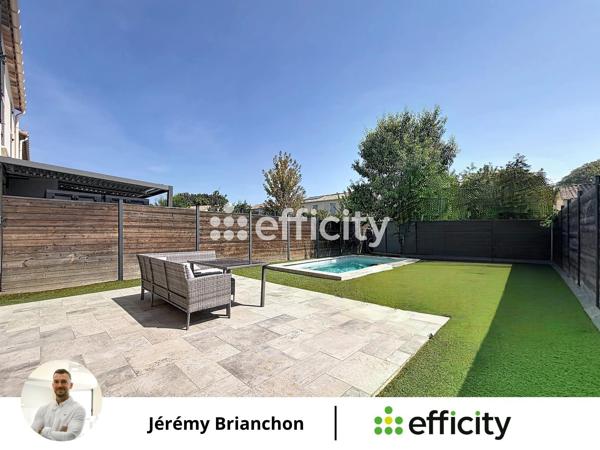 Maison
         4 pièces
        - 96 m² Exclusivité 370 000 € *