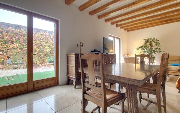 Maison à vendre    8 pièces • 201 m2 Longecourt-en-Plaine