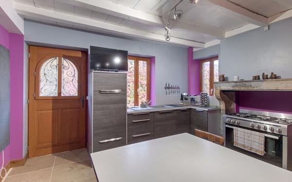 Maison à vendre    8 pièces • 201 m2 Longecourt-en-Plaine