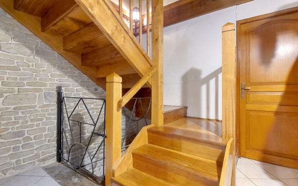 Maison à vendre    8 pièces • 201 m2 Longecourt-en-Plaine