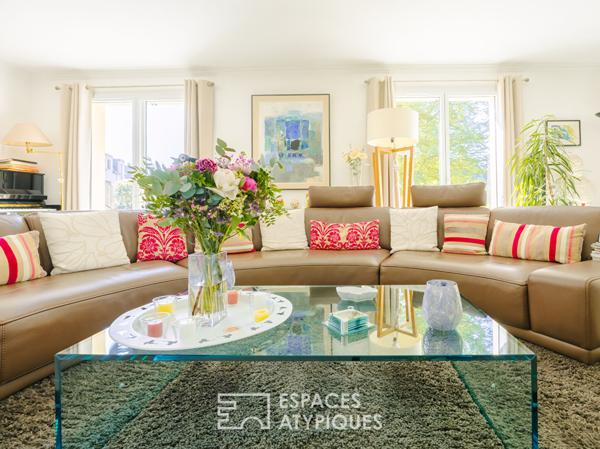 Maison contemporaine avec spa, jardin, cinéma, à Saint-Fuscien