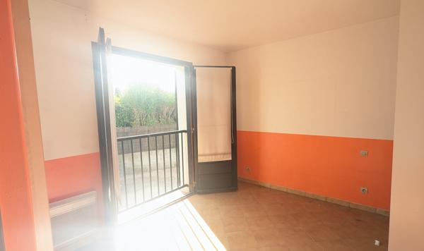 Villa  type 3 plain pied + garage  sur 370m² de terrain