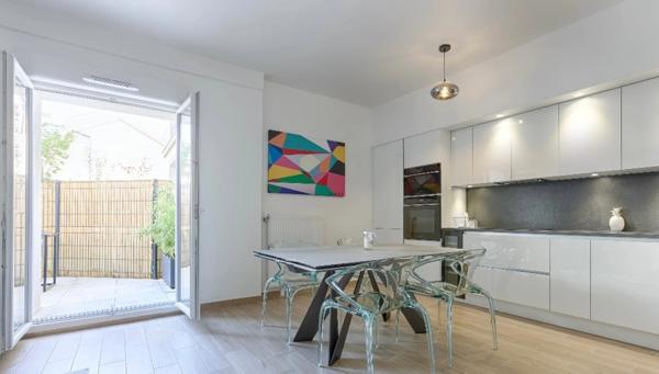 Appartement 3 pieces avec terrasse et parking