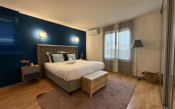 Maison à louer    7 pièces • 179 m2 Marolles-en-Brie