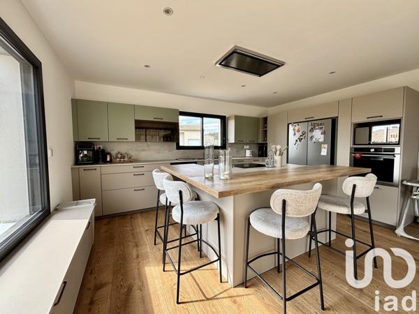 Maison à vendre 5 pièces 140 m² Saint-Sernin