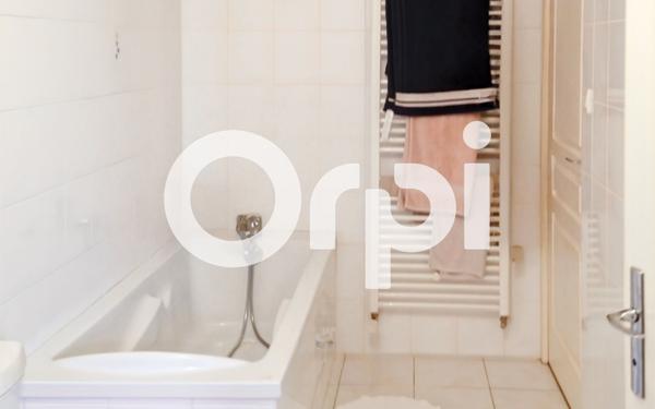 Appartement à louer    3 pièces • 62,89 m2 Crépy-en-Valois