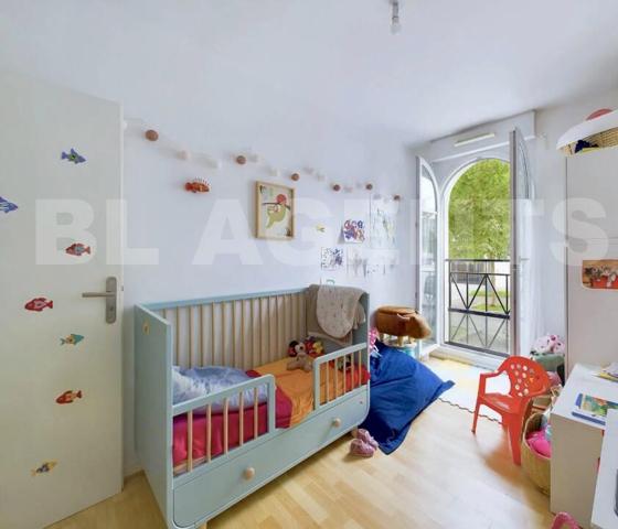 Noisy le Grand - Appartement 3 pièces - Parking - Centre ville