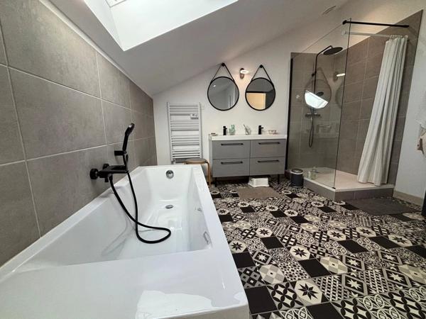 Magnifique maison familiale située dans un quartier calme