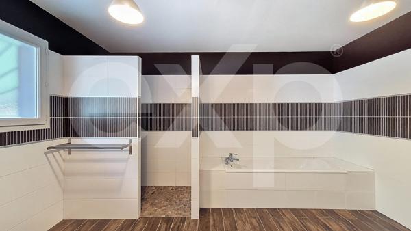 PROPRIÉTÉ AU BORD DU LAC DE BISCAROSSE