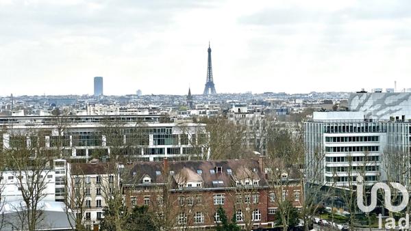 Appartement 4 pièces de 91 m² à Courbevoie (92400)