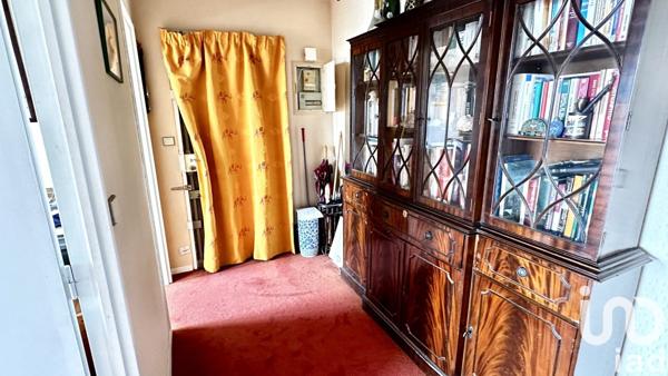 Appartement 4 pièces de 91 m² à Courbevoie (92400)