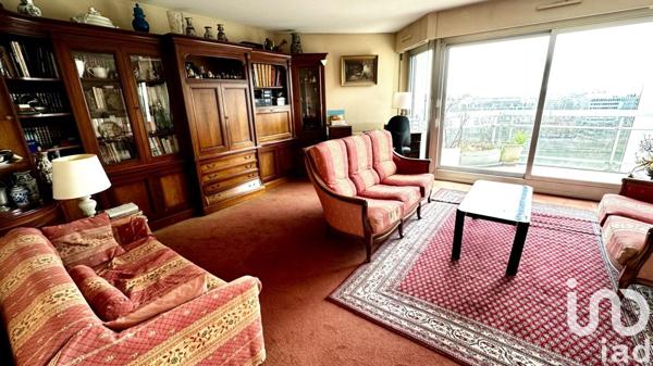 Appartement 4 pièces de 91 m² à Courbevoie (92400)