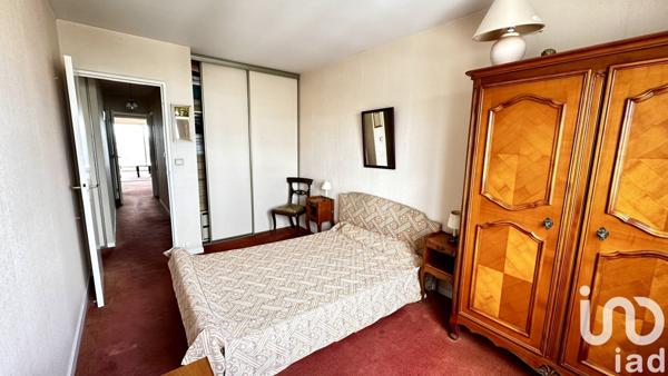 Appartement 4 pièces de 91 m² à Courbevoie (92400)